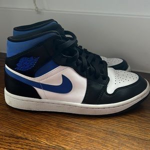 Nike blue and black air Jordan’s